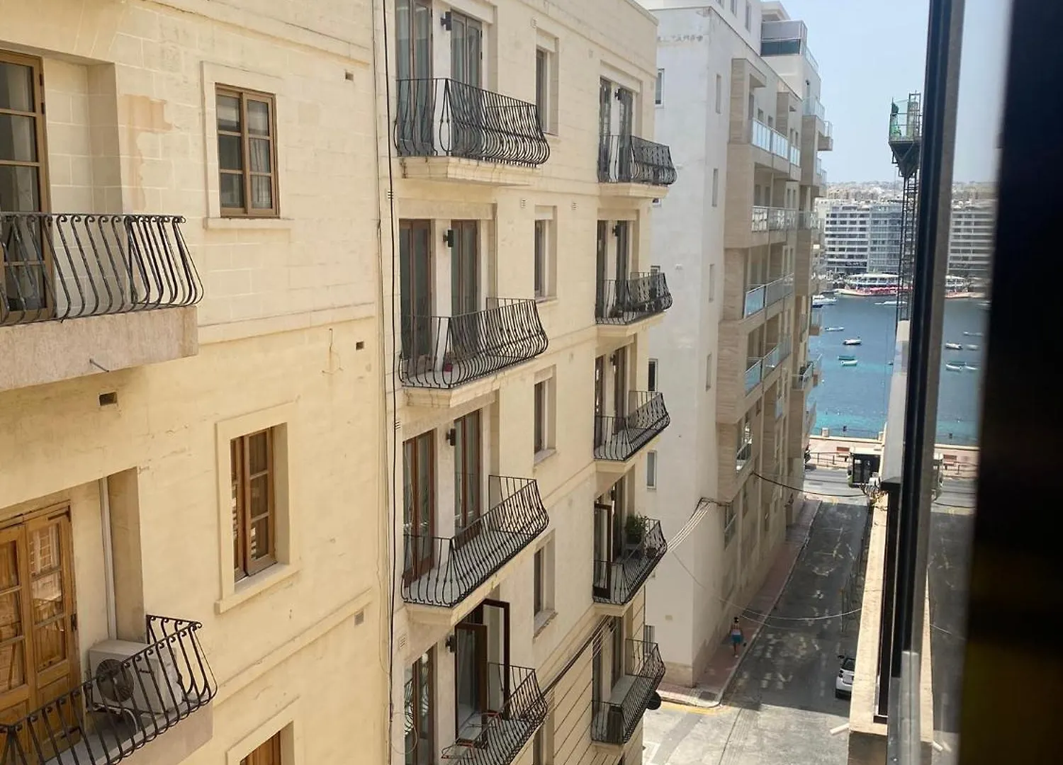 My Apartment To Rent One Room Sliema 0*,  Malta